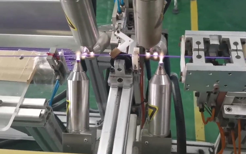 派瑞林涂層等離子表面處理機(jī) 派瑞林涂層等離子表面處理機(jī)